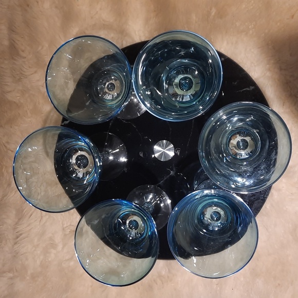 set of 6 blue azure wine glasses - Picture 5 of 6